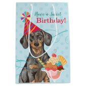 Sweet Birthday Dachshund Medium Cadeauzakje (Voorkant)