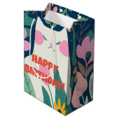 Sweet Cat en Flowers Happy Birthday Medium Cadeauzakje (Achterkant Gekanteld)