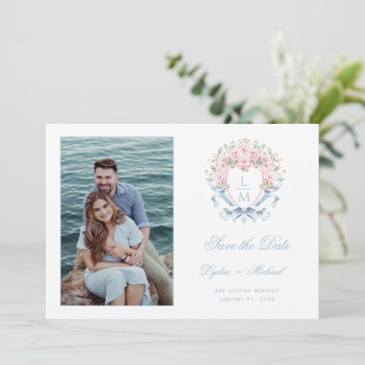 Sweet Cherry Blossom Crest Save The Date (Staand voorkant)