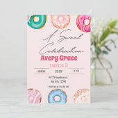 Sweet Colorful Donuts Birthday Party Invitation Kaart (Staand voorkant)