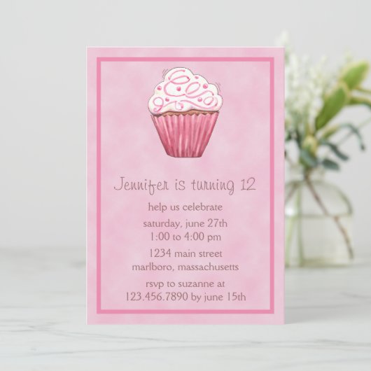 Sweet Cupcake Birthday Party Invitation Kaart (Staand voorkant)