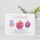 Sweet cupcakes en sproinkles verjaardagsuitnodigin (Staand voorkant)