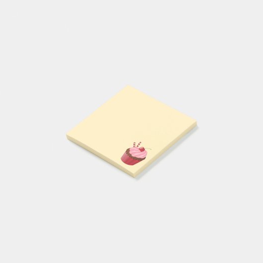 Sweet Delicious Cherry Cupcake on Yellow Post-it® Notes (Schuin)
