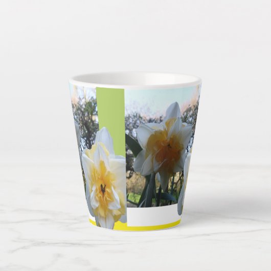 Sweet Desire Daffodils Design Latte Mok (Voorkant)