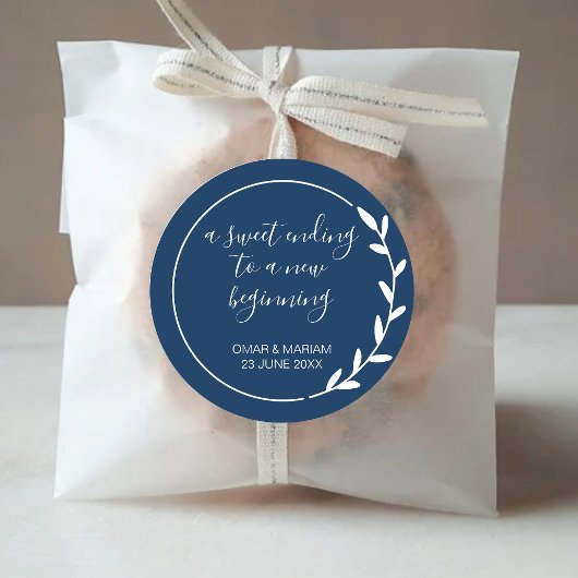 Sweet Einding New Beginning Navy Blue Wedding Favo Ronde Sticker