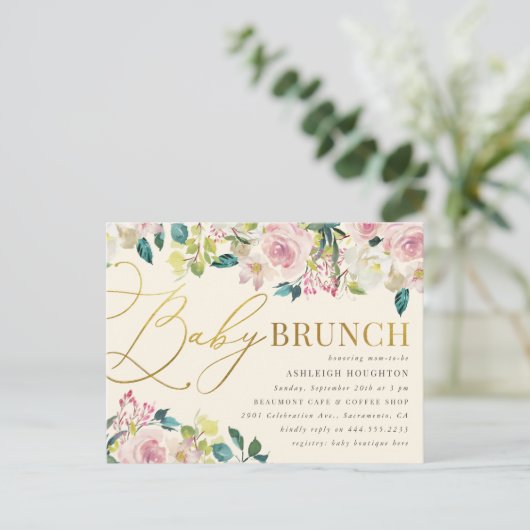 Sweet Floral Gold Script Baby Brunch Uitnodiging Briefkaart (Staand voorkant)