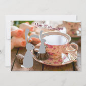 Sweet Girl Bunny Tea Cup Baby shower Uitnodiging (Voorkant)