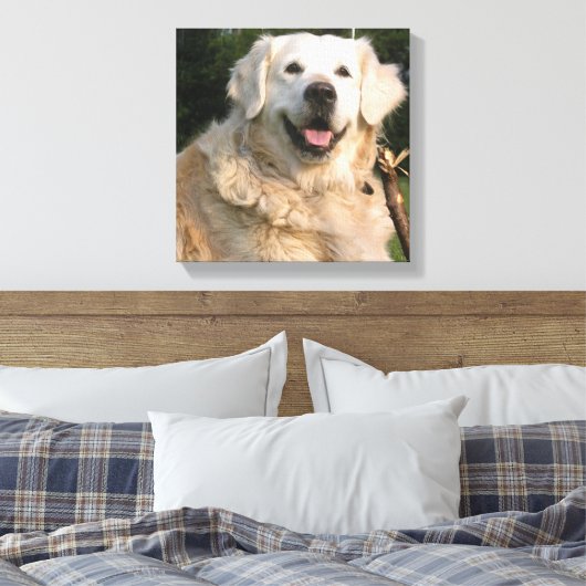 Sweet Golden Retriever Canvas Print (Insitu (Slaapkamer))