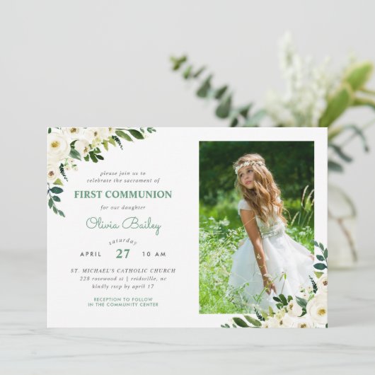 Sweet Greenery Floral Foto eerste communie Kaart (Staand voorkant)