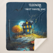 Sweet Haunted Home Halloween Huis Sherpa Deken (Voorkant)