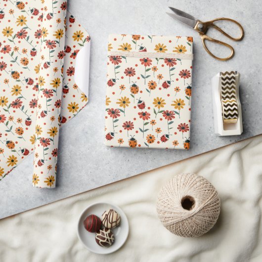 Sweet Ladybug Dreams Cadeaupapier (Crafts)