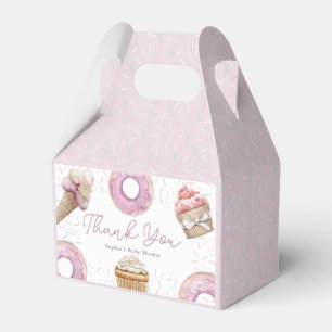 Sweet Little Girl Pink Cupcake & Donut Baby shower Bedankdoosjes