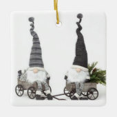 *SWEET LITTLE GNOMES* CHRISTMAS ORNAMENT (Voorkant)