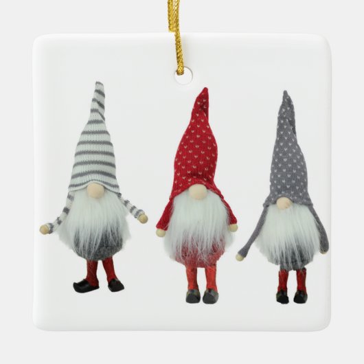 *SWEET LITTLE GNOMES* CHRISTMAS ORNAMENT (Voorkant)