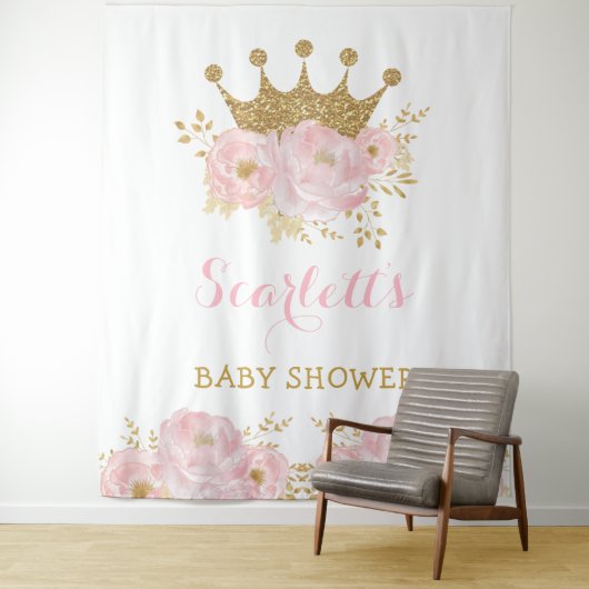 Sweet Little Princess Blush Floral Gold Crown Baby Wandkleed (In situ)