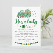 Sweet Lucky One Uitnodiging voor verjaardagsfeestj (Staand voorkant)