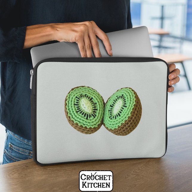 Sweet Modern Minimal Green Crochet Kiwi Fruit Laptop Sleeve (Creator heeft geüpload)