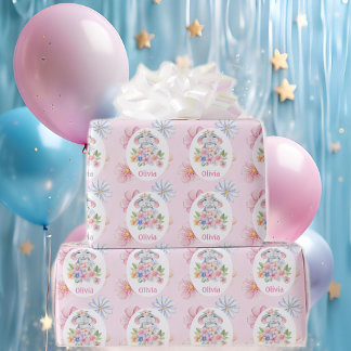 Sweet Mouse Pastels Flowers Voeg meisjesnaam toe Cadeaupapier