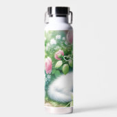 Sweet Napping White Kitten onder een Rozen Struik Waterfles (Voorkant)