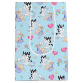 Sweet New Baby Boy and Stork  Medium Cadeauzakje (Achterkant)