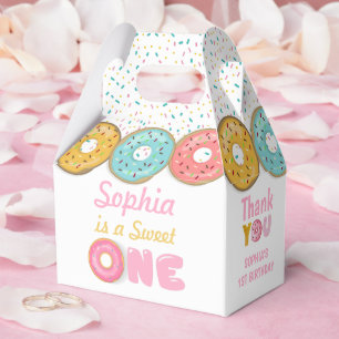 Sweet One Donut Girl First Birthday Party Bedankdoosjes