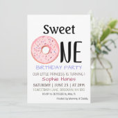 Sweet One Donut Girl's First Birthday Party Invite Kaart (Staand voorkant)
