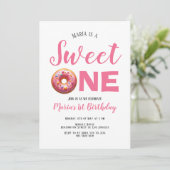 Sweet One Roze Donut 1e Verjaardag uitnodiging (Staand voorkant)