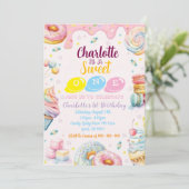 Sweet One verjaardagsuitnodiging Kaart (Staand voorkant)