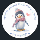Sweet Pink Baby Penguin Christmas Label voor kinde<br><div class="desc">Op zoek naar de ultieme kerstcadeau label sticker die uw kind of kleinkind hart zal laten zweven? Uw zoekopdracht stopt hier! Zet je schrap voor de betovering van ons prachtige baby pinguïn-ontwerp, gegarandeerd om een vrolijke glimlach op hun gezicht te ontsteken. Personaliseer deze boeiende sticker met hun naam en een...</div>
