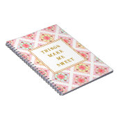 Sweet Pink Floral Diamond Pattern Notitieboek (Rechterzijde)