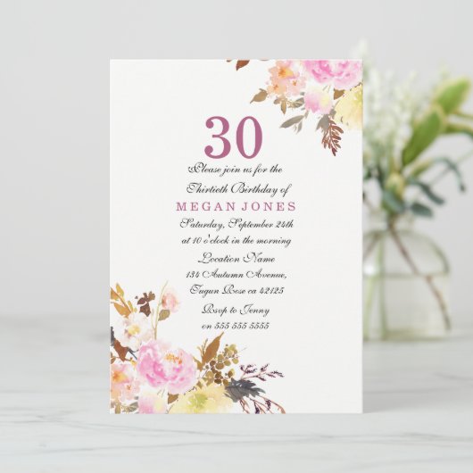 Sweet Pink Floral Script 30th Birthday Invitation Kaart (Staand voorkant)