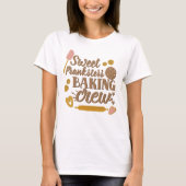 Sweet Pranksters Baking Crew Utensils Kerst T-shirt (Voorkant)