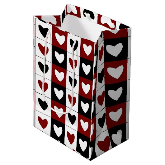 Sweet Red Black White Hearts Cute Valentijnsdag Medium Cadeauzakje (Voorkant Gekanteld)