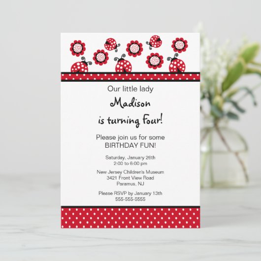 Sweet Red Ladybugs Birthday Invitation Kaart (Staand voorkant)