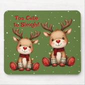 Sweet Reindeer Pair in Holiday Snowfall Muismat (Voorkant)