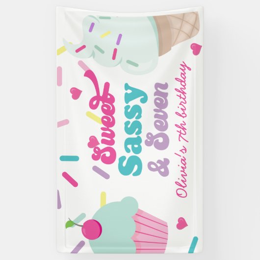 Sweet Sassy en Seven Ice Cream and Cake Verjaardag Spandoek (Verticaal)