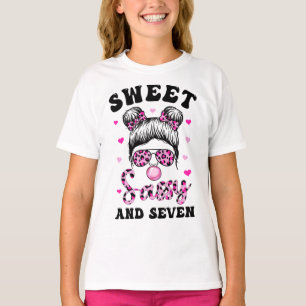 Sweet Sassy en Seven Messy Bun Leopard Sunbribril T-shirt