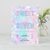 Sweet Sassy en Seven Neon Glow 7e verjaardag Kaart (Staand voorkant)
