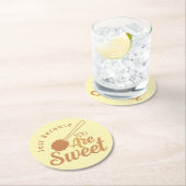 Sweet Sentiment Coaster for Rustic Guests Ronde Kartonnen Onderzetter (Insitu)