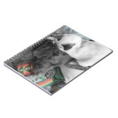 Sweet Siamese Kitten leeft op het hoofd van Labrad Notitieboek (Linkerzijde)