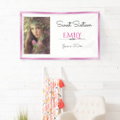 Sweet Sixteen, aangepaste foto, roze en wit Spandoek (Insitu)