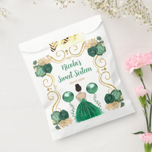 Sweet Sixteen Brown Hair Princess in Green Bedankzakje (Gezegeld)