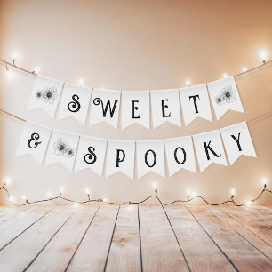 Sweet & Spooky Gothic Flower tattoo Baby shower Vlaggetjes