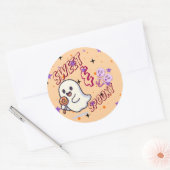 Sweet & Spooky Schattige Ghost Round Sticker (Envelop)