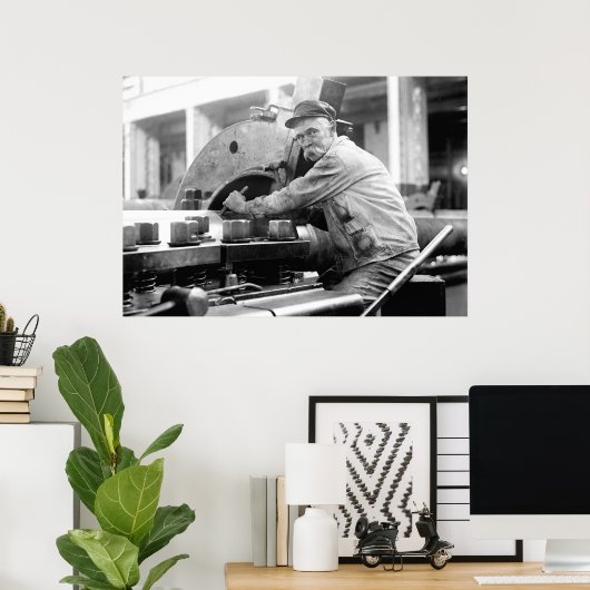 Sweet 'Stache: 1917 Poster (Thuiskantoor)