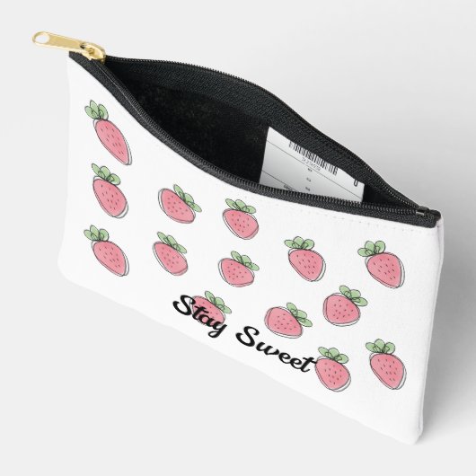 Sweet Strawberry Print Etui (Open)