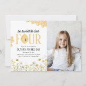 Sweet to Bee Four Bee 4th Birthday Foto Kaart (Voorkant)