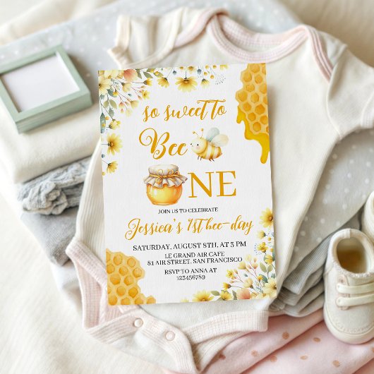 Sweet to Bee One First Birthday Invite Kaart
