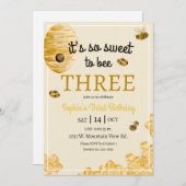Sweet to Bee Three Honeycomb Bees Third Birthday Kaart (Voorkant / Achterkant)
