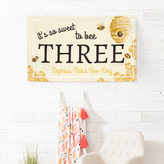 Sweet To Bee Three Third Birthday Bees Honeycomb Spandoek (Insitu)